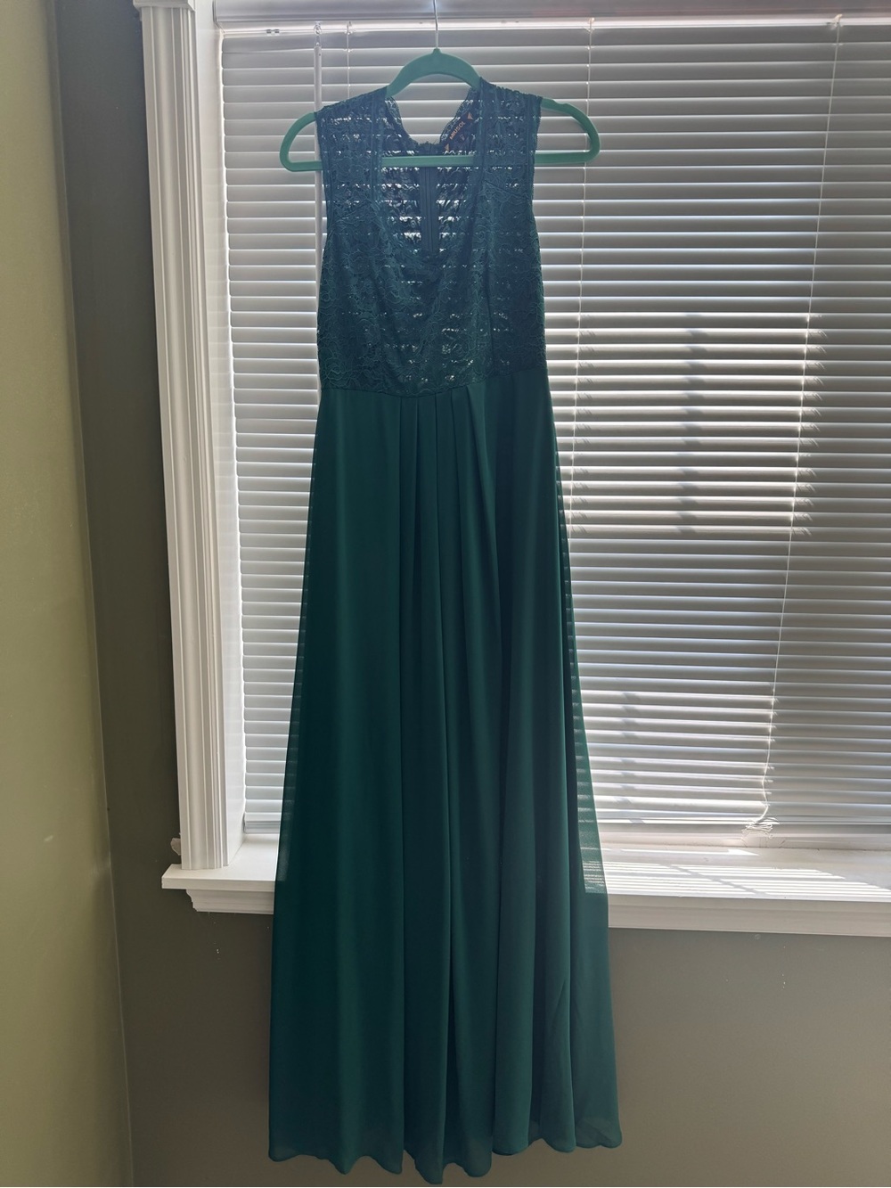 Miusol Dark Green Lace Bodice Maxi Dress